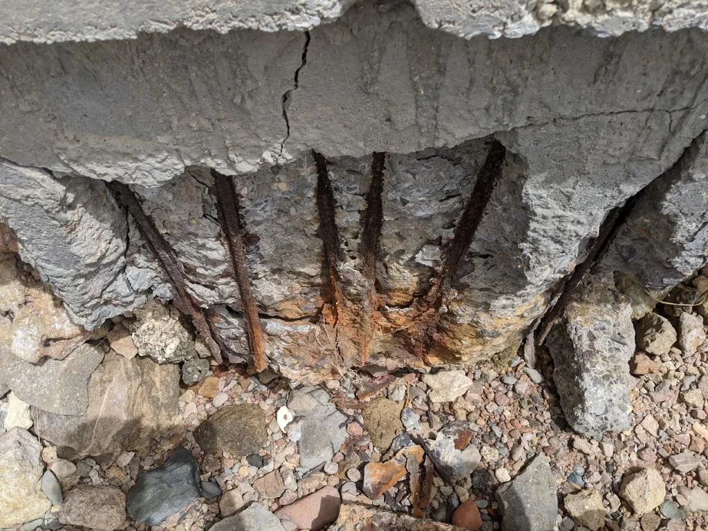 Concrete beam with corrosion rebar